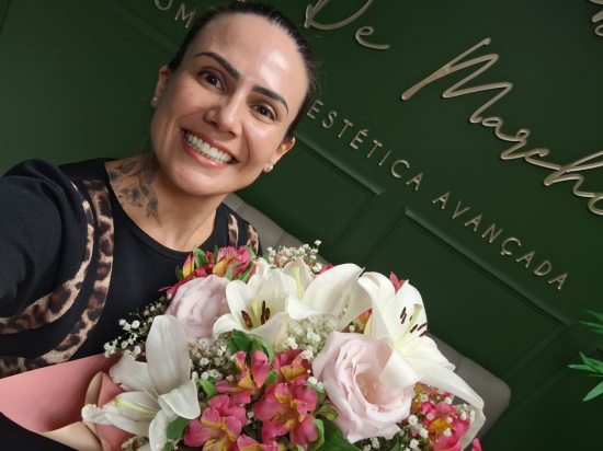 Dra Elizabete De Marchi 700