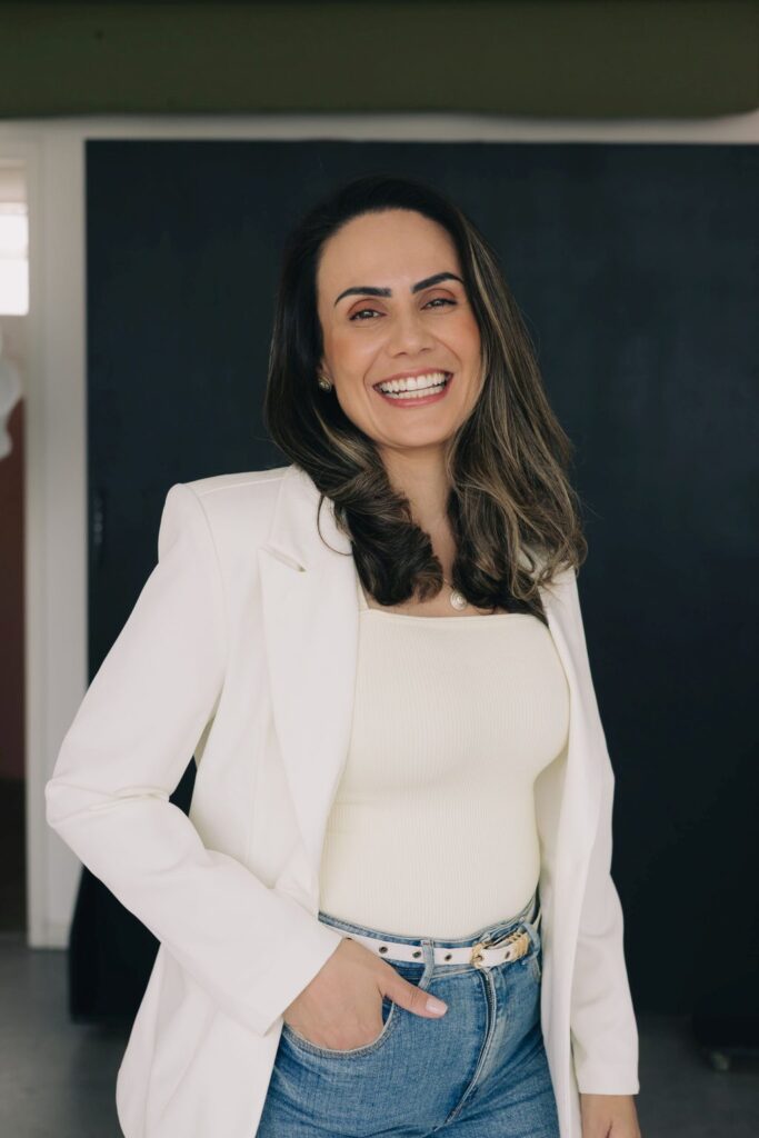 Dra Elizabete De Marchi 019 683x1024